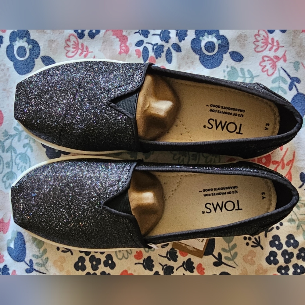 Glitery Toms youth